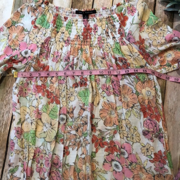 Zac & Rachel Floral Top - Picture 6 of 8